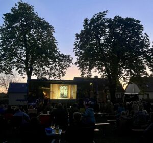 Blick zur Leinwand